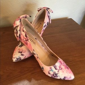 Pink Flowered Heels BNWOB
